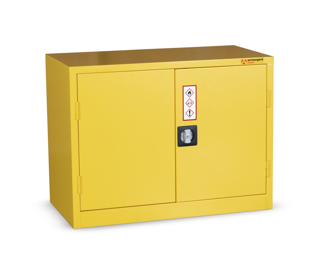 Armorgard HFC1 Safestor Hazardous Floor Shelved Cupboard 900 x 480 x 700mm