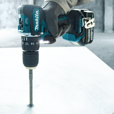 makita combi drill and battery,