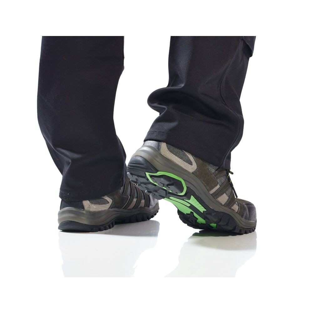 A black composite safety boot with a composite toecap and anti-slip sole, providing lightweight safety protection for site and industrial use.