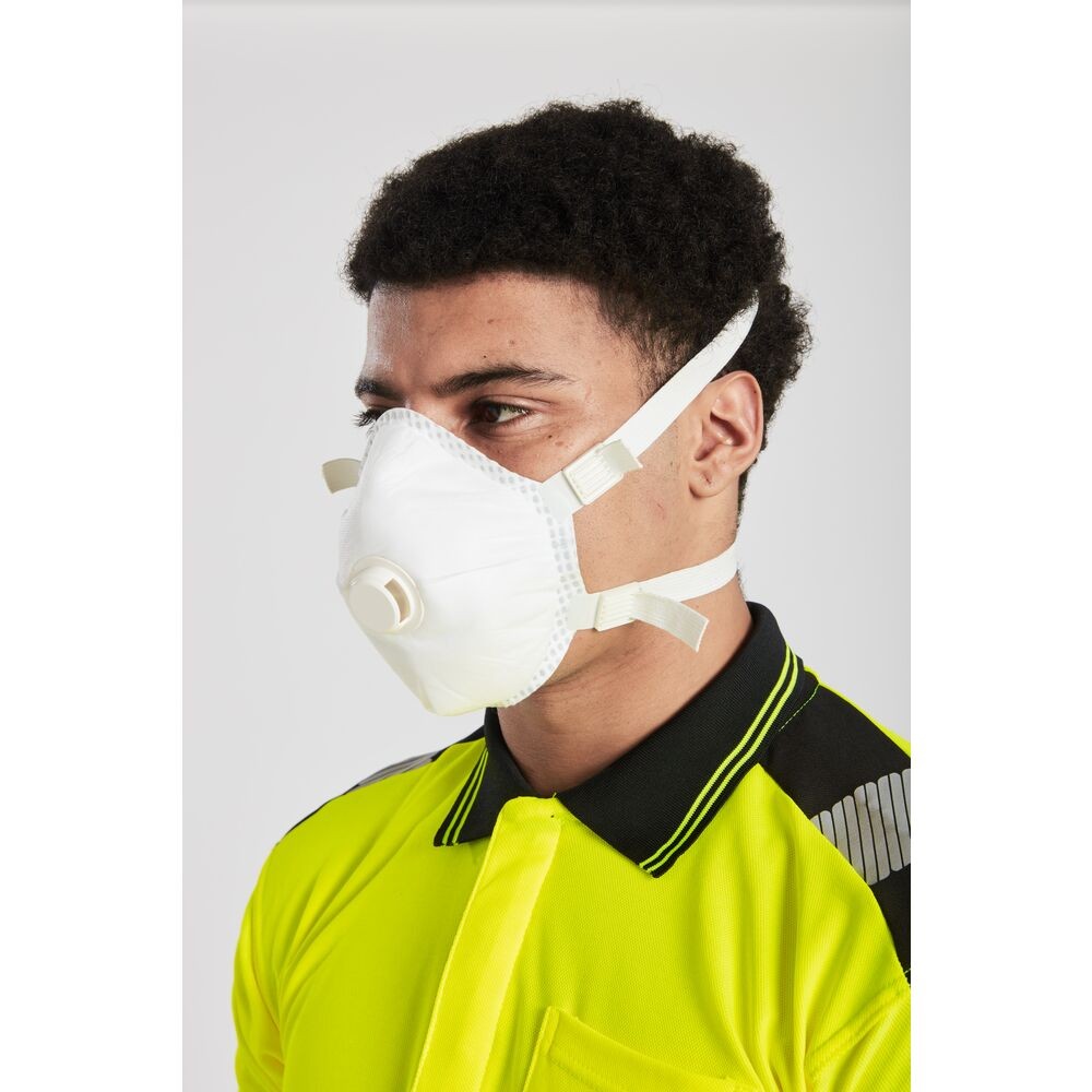 An FFP3-rated disposable respirator with a moulded cup shape and an exhalation valve, providing high-filtration protection against fine dust and particles.