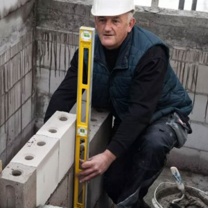 A Stabila 40cm spirit level with an extruded aluminium body and accurate vials, for checking horizontal and vertical alignment.