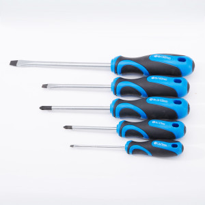 Five screwdrivers with black and blue handles are arranged in size order from largest to smallest on a white background. The set includes both flathead and Phillips screwdrivers.,