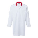 A white jacket featuring functional pockets, suitable for a wide range of outdoor and site work applications.