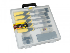 A hardened steel chisel with a bevelled cutting edge and a square-section body, for cutting stone, brick, or timber.