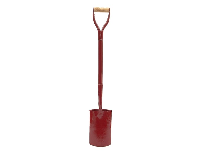 A Faithfull short-handled square-bladed spade with a steel blade and a wooden or fibreglass shaft, for general digging work.
