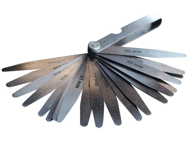 A Faithfull hand tool with a metal working end and an ergonomic handle, designed for general construction and maintenance tasks.