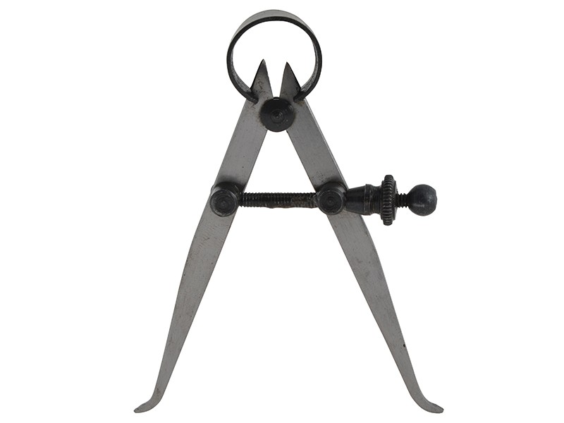 A Faithfull hand tool with a metal working end and an ergonomic handle, designed for general construction and maintenance tasks.