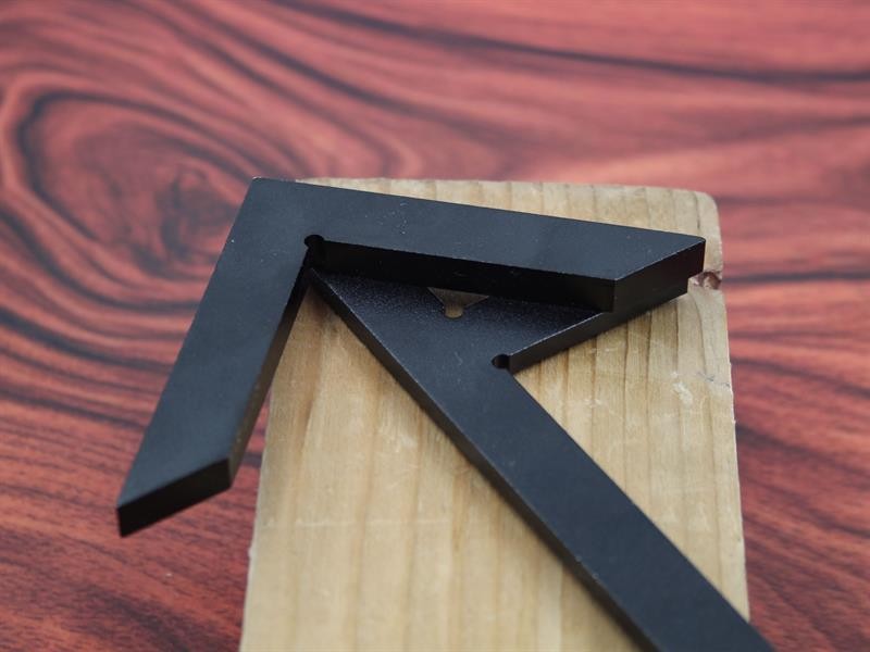 A Faithfull hand tool with a metal working end and an ergonomic handle, designed for general construction and maintenance tasks.