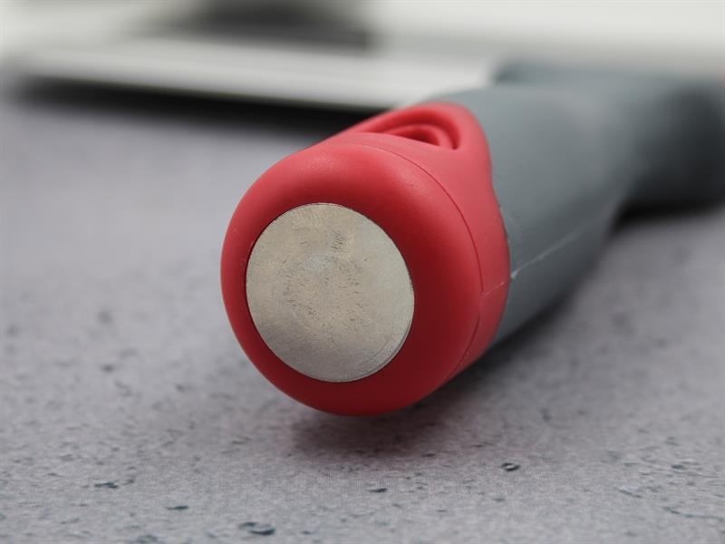 A steel drywall screw with a bugle head and fine threads, designed for fixing plasterboard to timber or metal studwork.