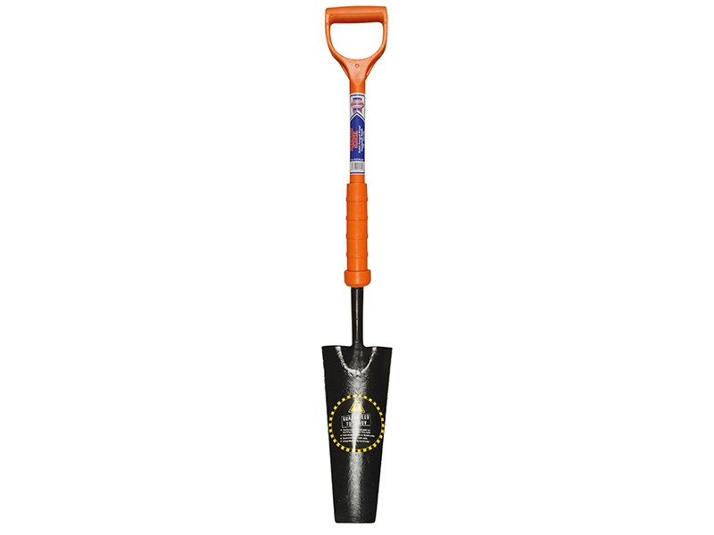 A Faithfull short-handled square-bladed spade with a steel blade and a wooden or fibreglass shaft, for general digging work.
