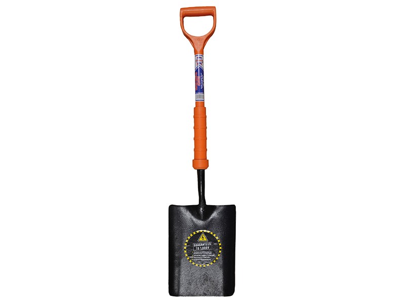 A Faithfull short-handled square-bladed spade with a steel blade and a wooden or fibreglass shaft, for general digging work.