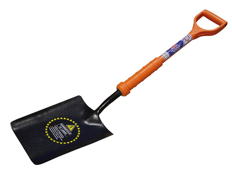A Faithfull short-handled square-bladed spade with a steel blade and a wooden or fibreglass shaft, for general digging work.
