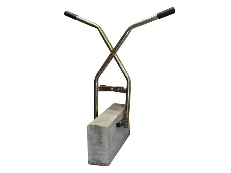 A Faithfull hand tool with a metal working end and an ergonomic handle, designed for general construction and maintenance tasks.