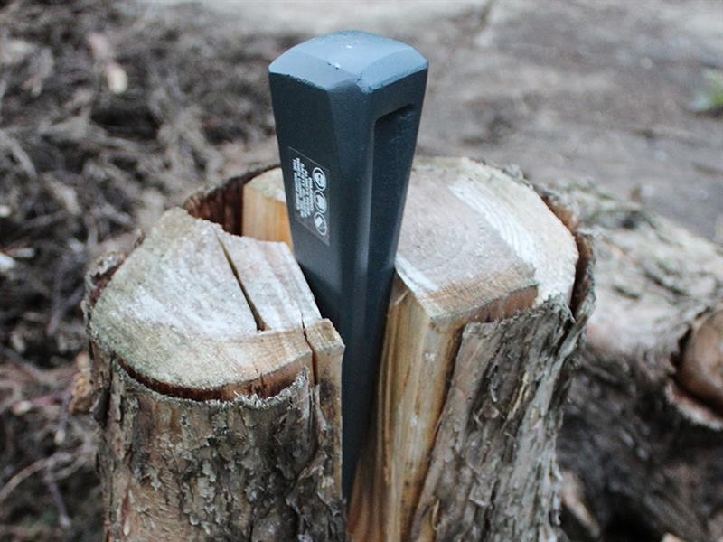 A Faithfull hand tool with a metal working end and an ergonomic handle, designed for general construction and maintenance tasks.