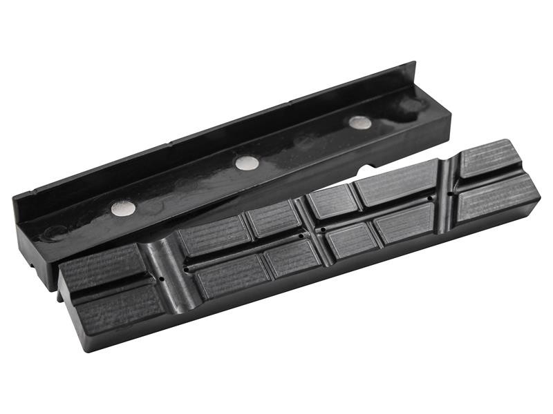 A Faithfull clamp with an adjustable jaw and a screw-tightening mechanism, for holding workpieces in position during cutting, drilling, or bonding.