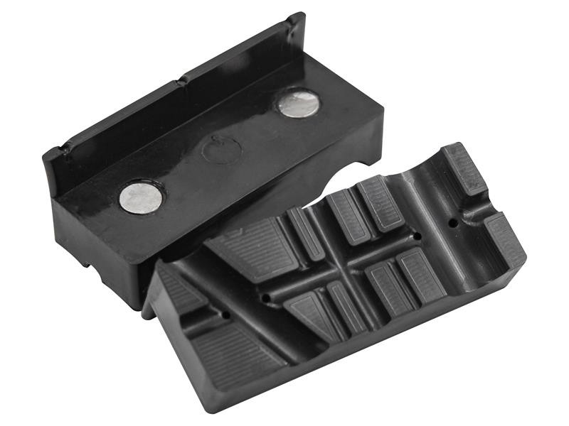 A Faithfull clamp with an adjustable jaw and a screw-tightening mechanism, for holding workpieces in position during cutting, drilling, or bonding.