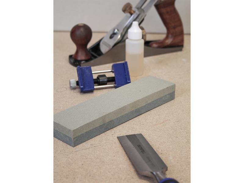 A Faithfull hand tool with a metal working end and an ergonomic handle, designed for general construction and maintenance tasks.