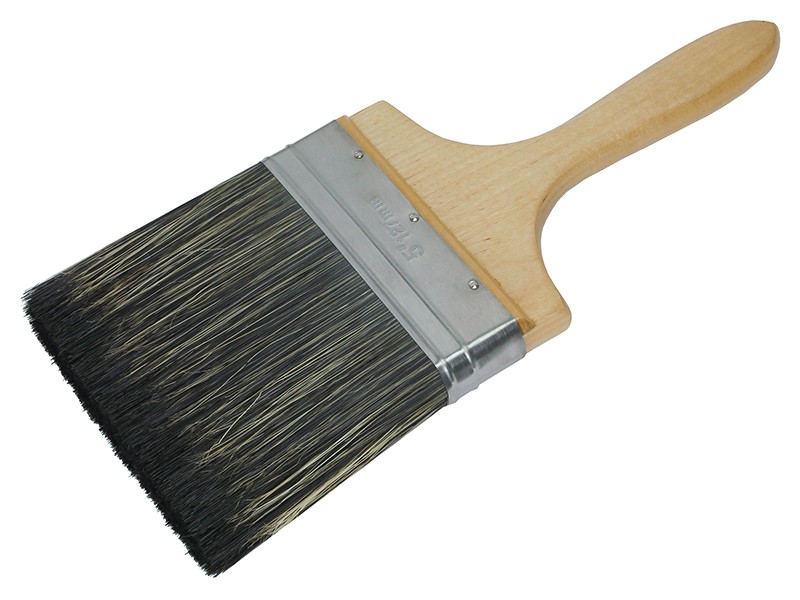 A 127mm flat-cut paintbrush with synthetic or natural bristles and a wooden or plastic handle, for applying paint and primer.