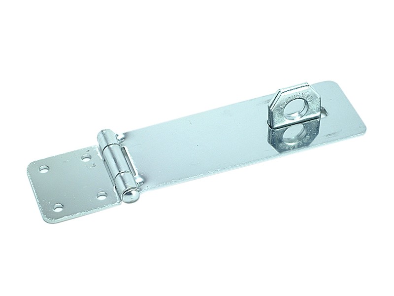 A steel wire nail with a flat head and a smooth shank, for general-purpose timber fastening.