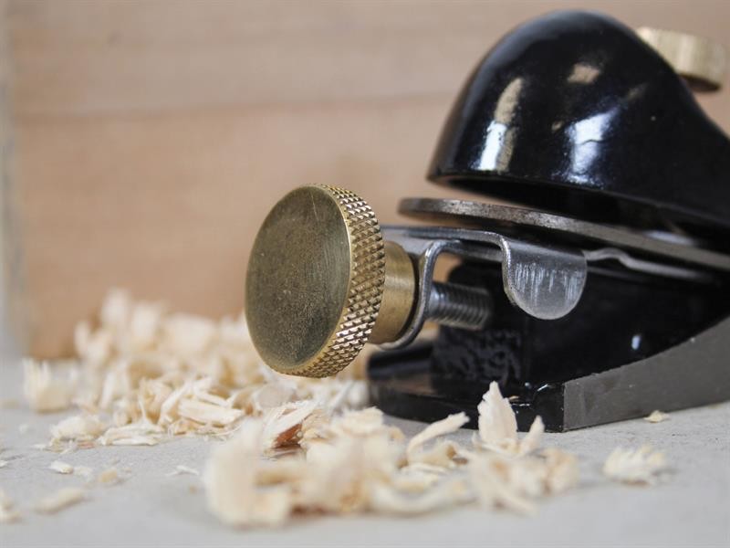 A Faithfull hand tool with a metal working end and an ergonomic handle, designed for general construction and maintenance tasks.