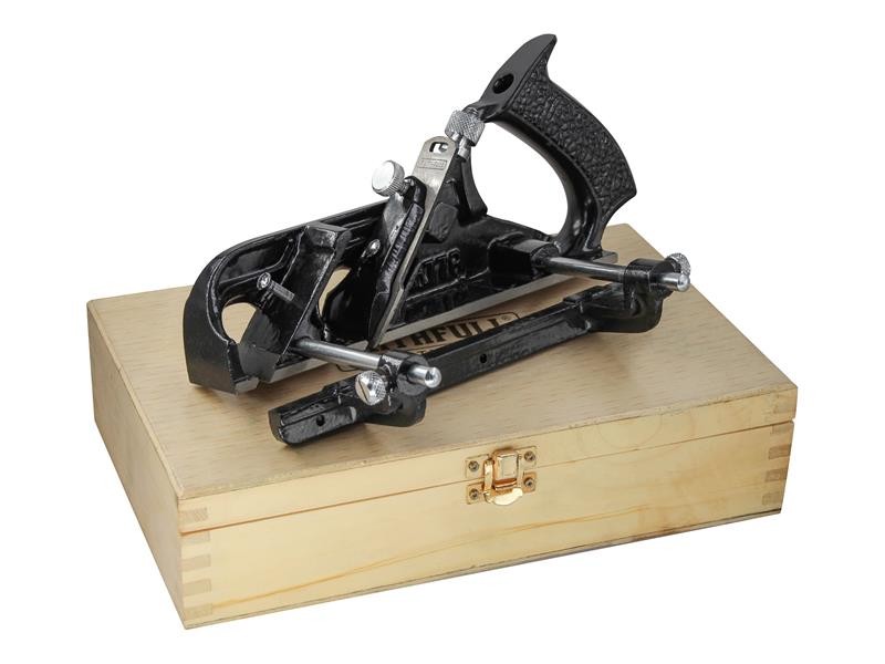 A Faithfull hand tool with a metal working end and an ergonomic handle, designed for general construction and maintenance tasks.
