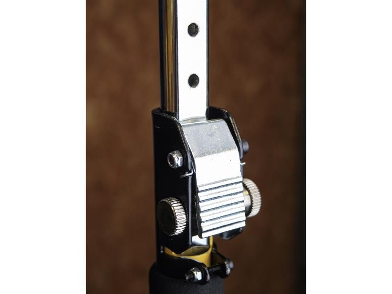 A Faithfull hand tool with a metal working end and an ergonomic handle, designed for general construction and maintenance tasks.