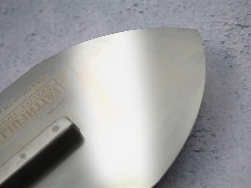 A cartridge of Faithfull white grab adhesive with a high-initial-bond formula, for instantly fixing panels, skirtings, and architraves.