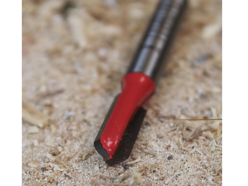 A Faithfull plunge router with a fine depth adjuster and a guide fence, for cutting grooves, rebates, and profiles in timber.