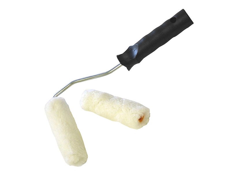 A Faithfull hand tool with a metal working end and an ergonomic handle, designed for general construction and maintenance tasks.