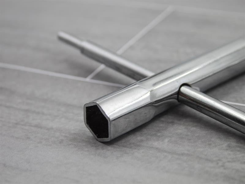 A Faithfull spanner or wrench in chrome vanadium steel, for tightening and loosening nuts and bolts.