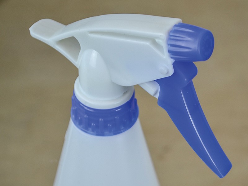 A Faithfull hand tool with a metal working end and an ergonomic handle, designed for general construction and maintenance tasks.
