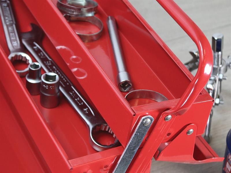 A Faithfull hand tool with a metal working end and an ergonomic handle, designed for general construction and maintenance tasks.