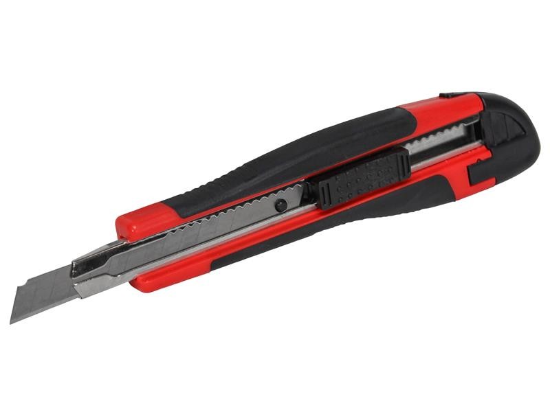 A Faithfull 9m retractable tape measure with a 9mm-wide blade, a rubberised case, and a belt clip, for general site measurement.