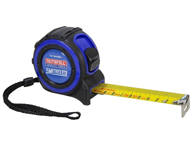 A Faithfull 525m retractable tape measure with a 25mm-wide blade, a rubberised case, and a belt clip, for general site measurement.