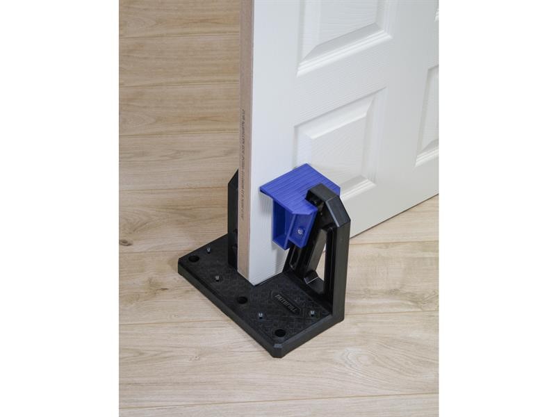 A Faithfull clamp with an adjustable jaw and a screw-tightening mechanism, for holding workpieces in position during cutting, drilling, or bonding.