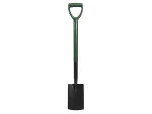 A Faithfull short-handled square-bladed spade with a steel blade and a wooden or fibreglass shaft, for general digging work.