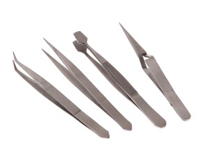 A Faithfull hand tool with a metal working end and an ergonomic handle, designed for general construction and maintenance tasks.