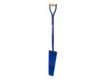 A Faithfull short-handled square-bladed spade with a steel blade and a wooden or fibreglass shaft, for general digging work.