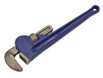 A Faithfull pipe wrench with an adjustable serrated jaw and a cast-iron body, for gripping and turning pipe and round-section stock.