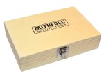 A Faithfull plunge router with a fine depth adjuster and a guide fence, for cutting grooves, rebates, and profiles in timber.